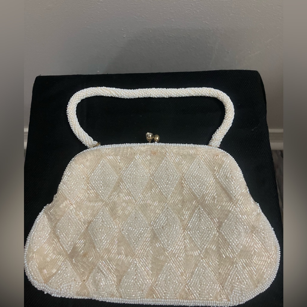 Vivant Vintage Beaded Purse